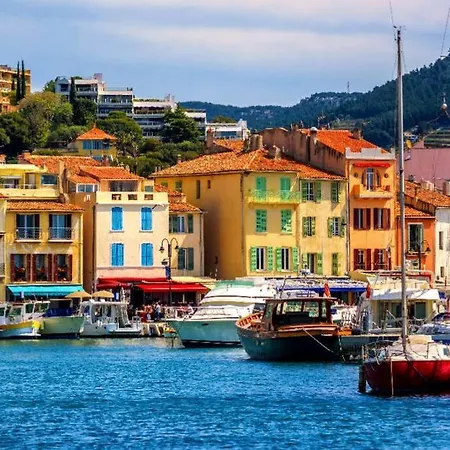 Apartment Au Coeur De Cassis